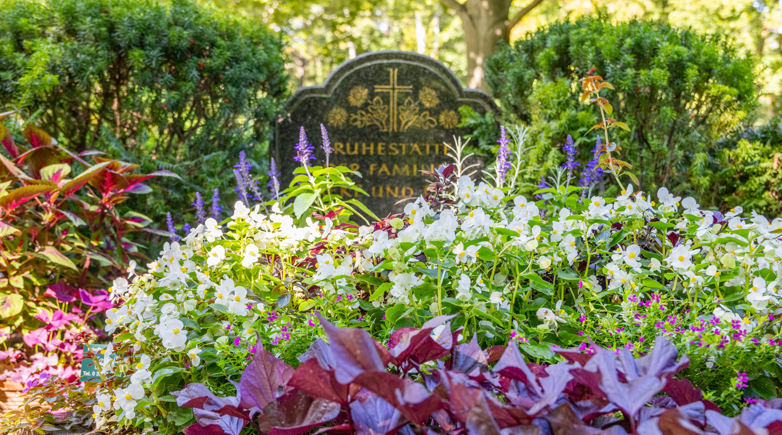 friedhofsgaertnerei_ruhestaettepflege_