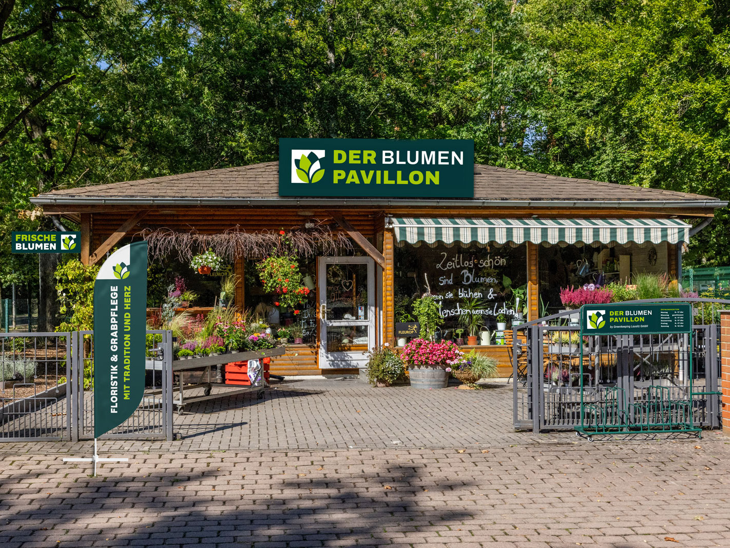 friedhofsgaertnerei_blumenpavillon_140-IMG_6339_hoeher