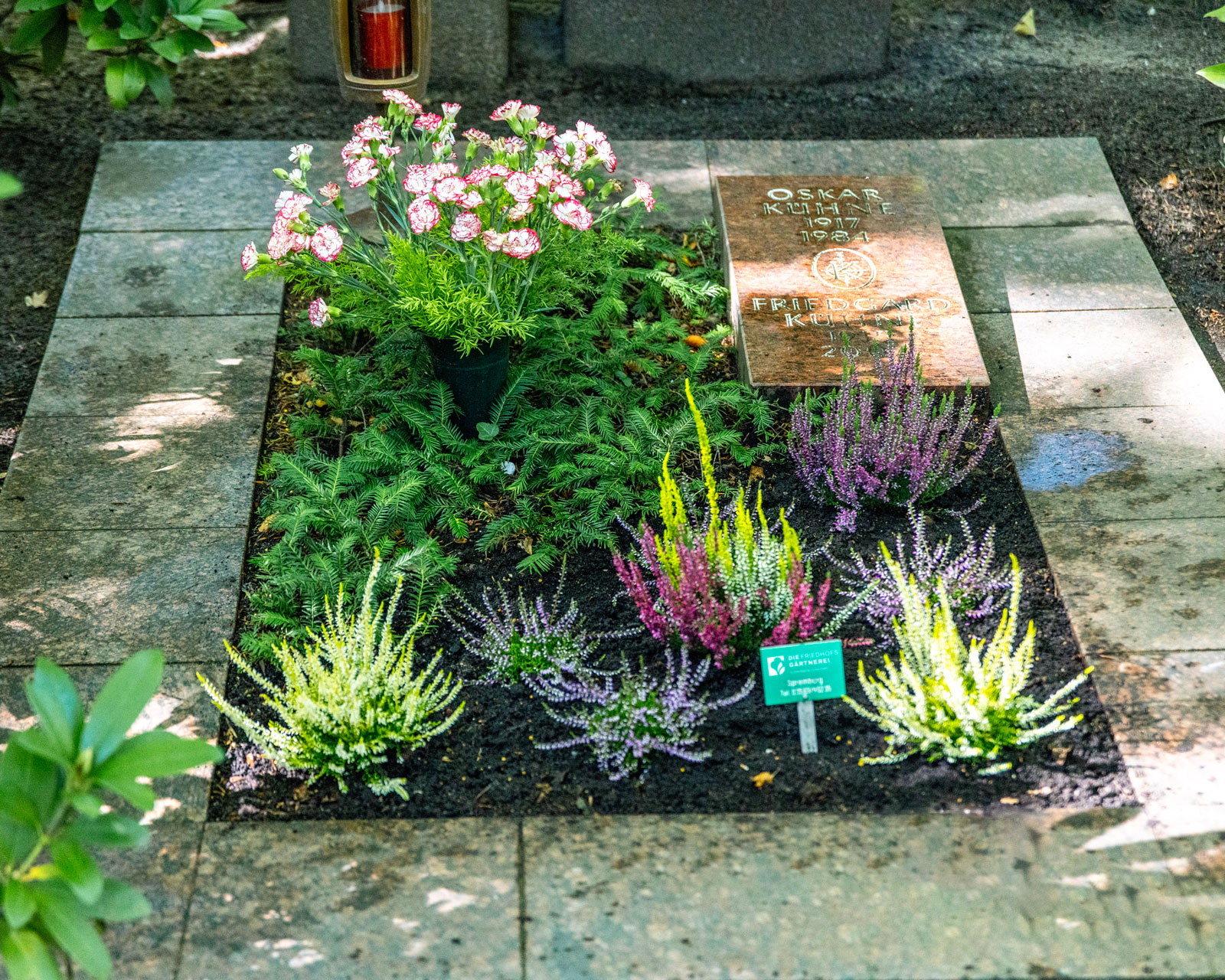 friedhofsgaertnerei_grabpflege_106-IMG_6227